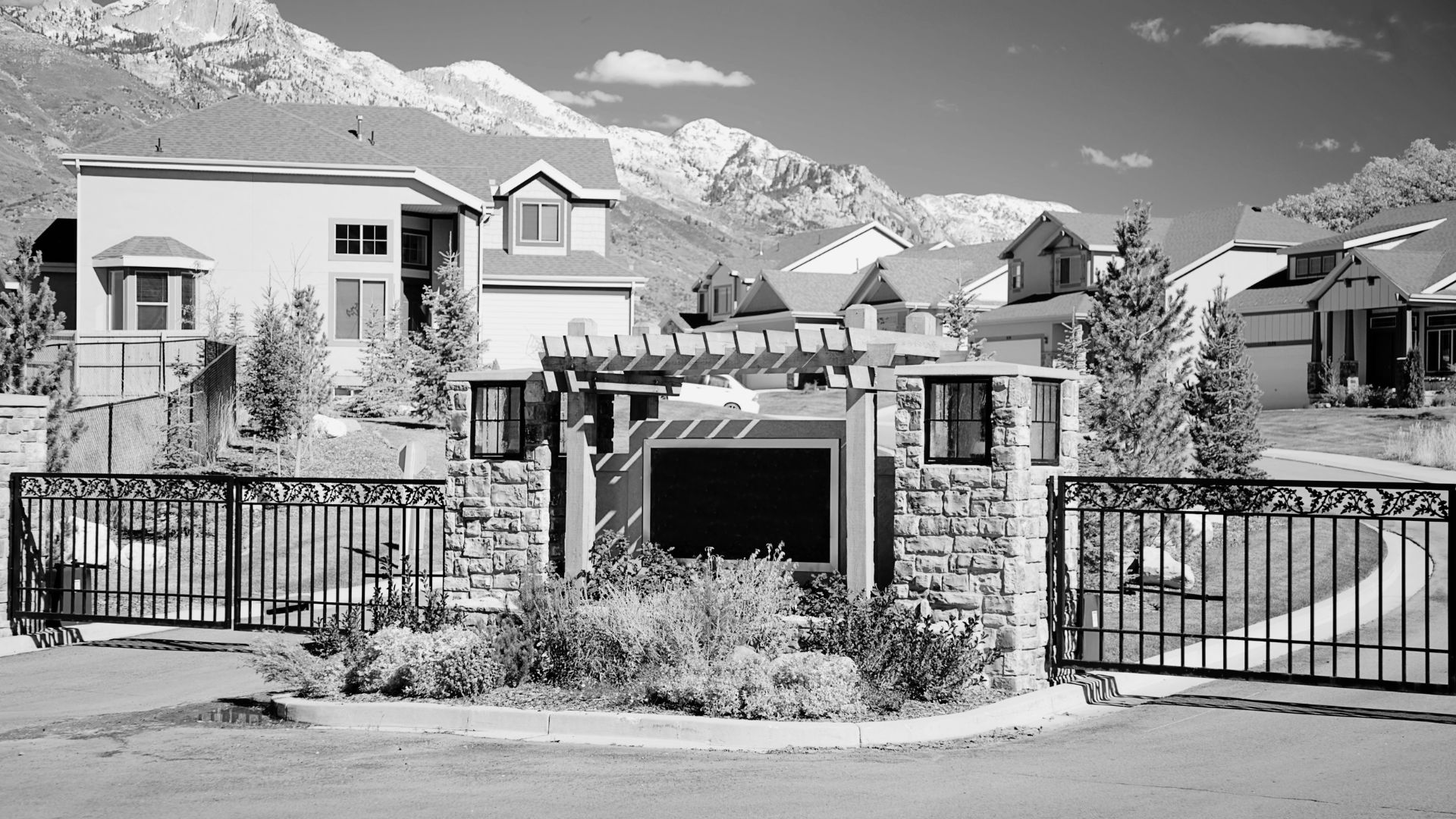 Generator Noise, Neighbors, and Tahoe HOA Rules What You Need to Know